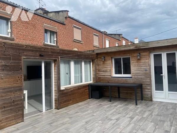 Maison - 3Ch - un bureau - Cour