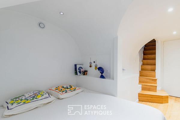 Triplex sur cour végétalisée avec terrasse esprit maison