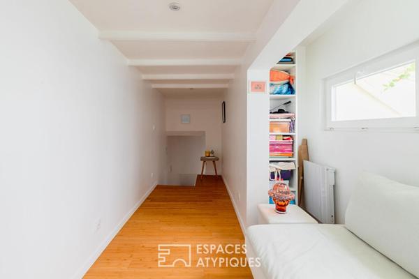 Triplex sur cour végétalisée avec terrasse esprit maison