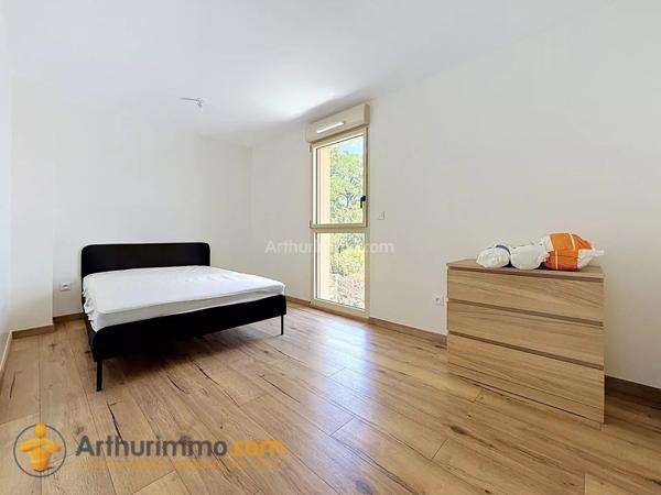 Location                                                      Maison
                        
                     5 pièces                      94 m2                     à Witry-Lès-Reims