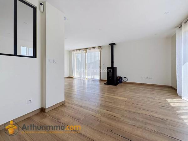 Location                                                      Maison
                        
                     5 pièces                      94 m2                     à Witry-Lès-Reims