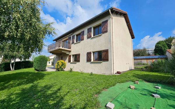 Maison à vendre    5 pièces • 127,48 m2 Saint-Étienne