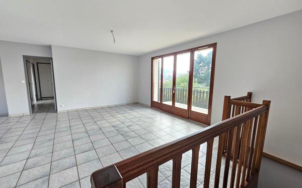 Maison à vendre    5 pièces • 127,48 m2 Saint-Étienne