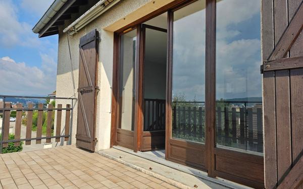 Maison à vendre    5 pièces • 127,48 m2 Saint-Étienne