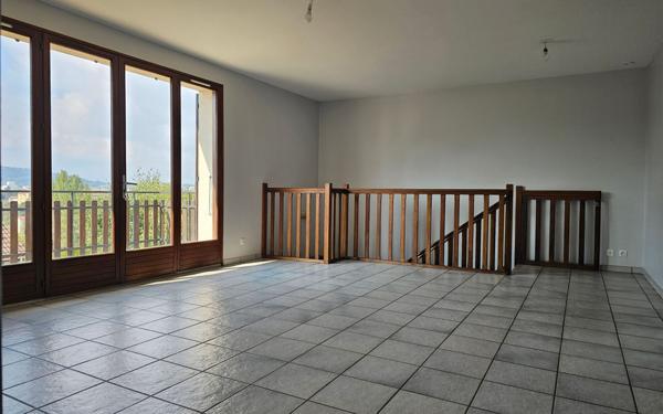 Maison à vendre    5 pièces • 127,48 m2 Saint-Étienne