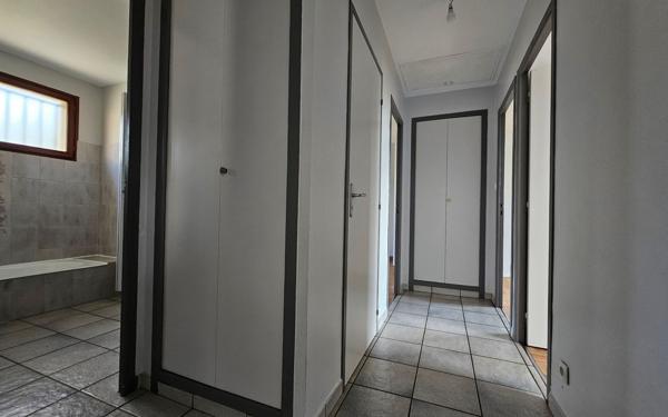 Maison à vendre    5 pièces • 127,48 m2 Saint-Étienne