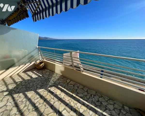 MENTON TROIS PIÉCES VUE MER.