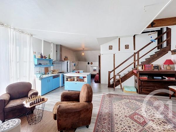Appartement F4 à vendre  4 pièces - 135,03 m 2   LANGRES  - 52