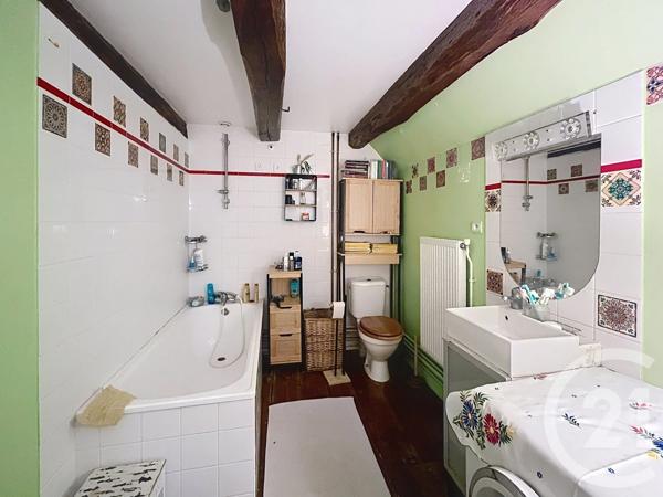 Appartement F4 à vendre  4 pièces - 135,03 m 2   LANGRES  - 52