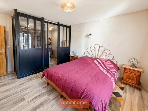 MARGNY-LÈS-COMPIÈGNE – PROPRIÉTÉ CONTEMPORAINE DE 260 m² AVEC DÉPENDANCE DE PLUS DE 170 M²