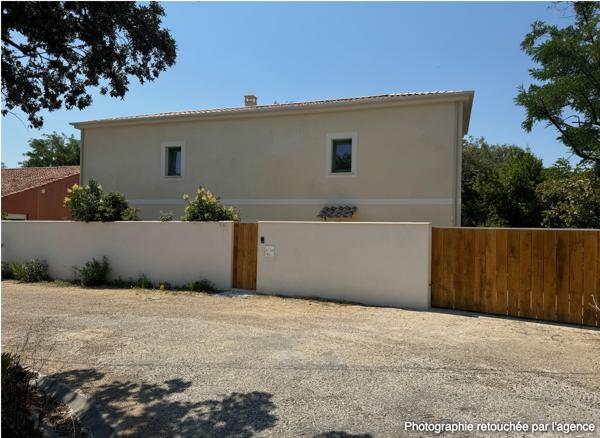 Maison à louer de type 6 pièces avec jardin et piscine à Marseille quartier Saint Barnabé (13012)