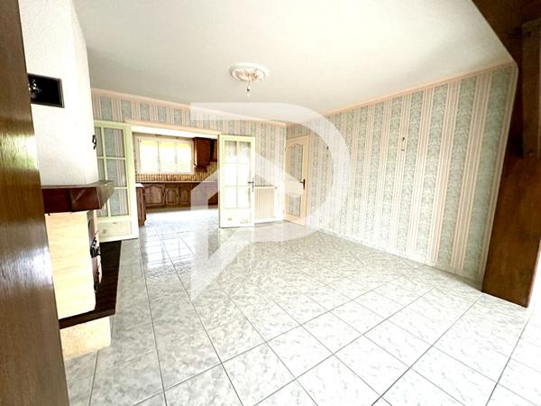 CHATELLERAULT - ANTOIGNE - CALME - MAISON DE 5 PIECES - D'ENVIRON 113 m2