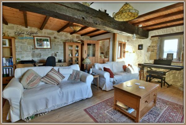 Dpt Lot et Garonne (47), à louer SAINT PIERRE SUR DROPT maison P4 LOUÉE MEUBLÉE