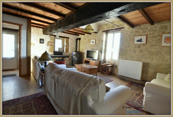 Dpt Lot et Garonne (47), à louer SAINT PIERRE SUR DROPT maison P4 LOUÉE MEUBLÉE