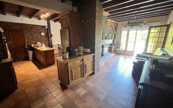 Maison à vendre    7 pièces •  Dax