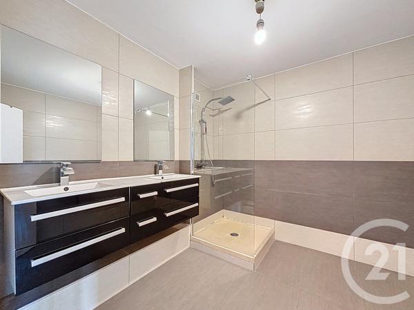 Appartement F2 à vendre  2 pièces - 70,96 m2 CLERMONT FERRAND - 63