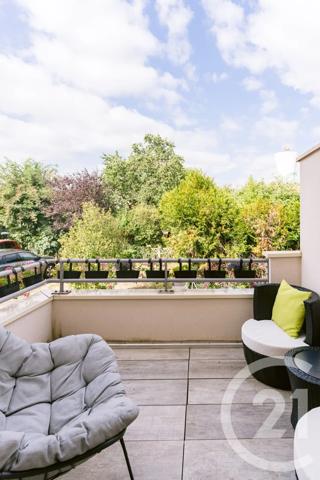 Appartement à vendre  3 pièces - 66 m 2   MONTIGNY LES METZ  - 57