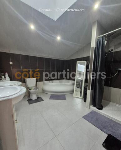 Vente
                Maison222 m² - 9 Pièces -
                    FAINS VEEL (55000)