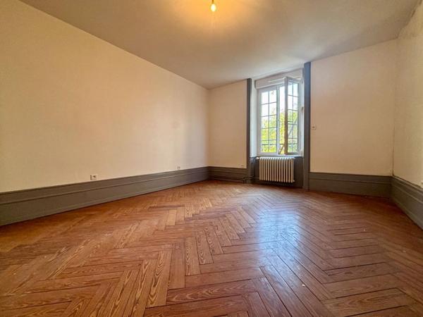 EXCLUSIVITÉ - IMMEUBLE À FORT POTENTIEL - MONTBÉLIARD CENTRE-VILLE