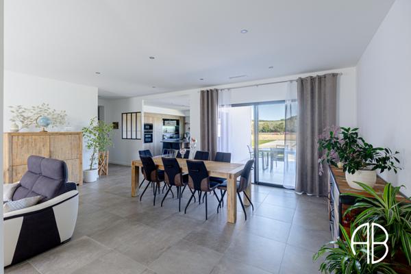 À Vendre en Exclusivité – Maison Contemporaine Haut de Gamme à 5 min d'Auch