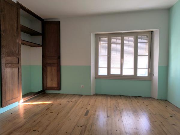 À vendre - Maison ancienne, 5 pièces située à Ger (64530)