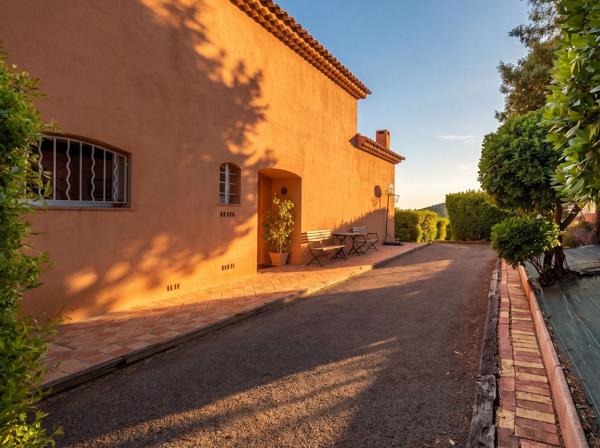 Vente Villa de luxe St Aygulf 5 Pièces 180 m²