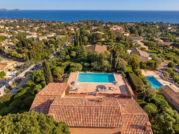 Vente Villa de luxe St Aygulf 5 Pièces 180 m²