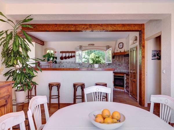 Vente Villa de luxe St Aygulf 5 Pièces 180 m²