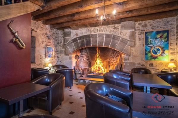 Immeuble à vendre 4 pièces de 153 m²