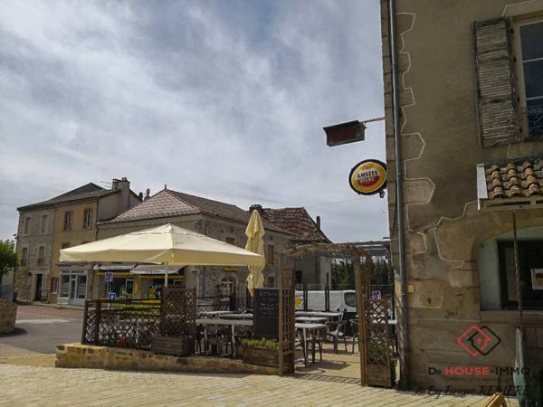 Immeuble à vendre 4 pièces de 153 m²