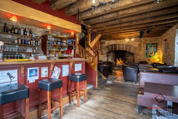 Immeuble à vendre 4 pièces de 153 m²