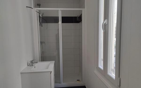 Appartement à vendre    2 pièces • 35 m2 Saint-Ouen