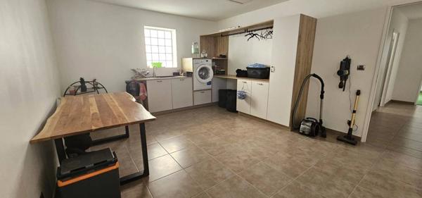 MAISON 259M2 HAB. AVEC PISCINE