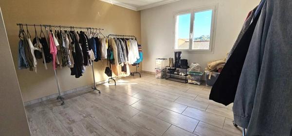 MAISON 259M2 HAB. AVEC PISCINE