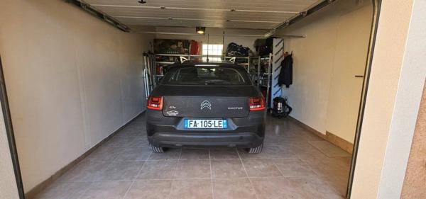 MAISON 259M2 HAB. AVEC PISCINE