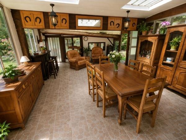 MAISON T5 à vendre 5 pièces banlieue EPINAL (88) avec PISCINE, GARAGE, mare sur 2600 m2 TERRAIN