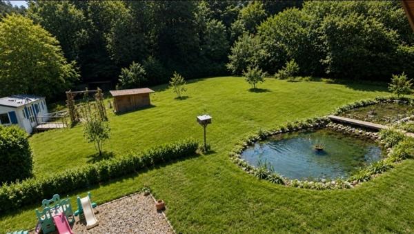 MAISON T5 à vendre 5 pièces banlieue EPINAL (88) avec PISCINE, GARAGE, mare sur 2600 m2 TERRAIN