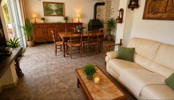 MAISON T5 à vendre 5 pièces banlieue EPINAL (88) avec PISCINE, GARAGE, mare sur 2600 m2 TERRAIN