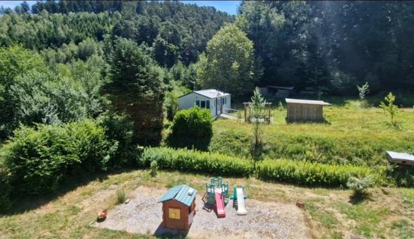 MAISON T5 à vendre 5 pièces banlieue EPINAL (88) avec PISCINE, GARAGE, mare sur 2600 m2 TERRAIN