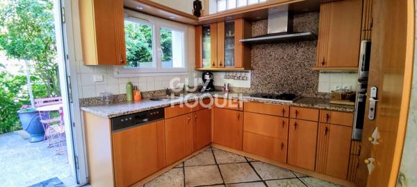 Maison Les Lilas 7 pièce(s) 200 m2