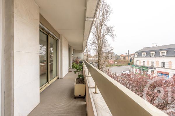 Appartement T5 à vendre  3 pièces - 90,24 m2 LA VARENNE ST HILAIRE - 94