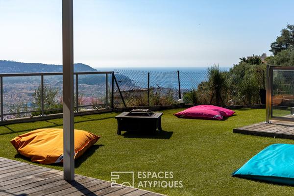 Appartement contemporain et bain de soleil suspendu face à la mer- Nice