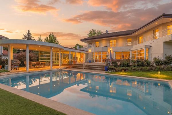 Vente Maison de luxe Chevry 8 Pièces 300 m²