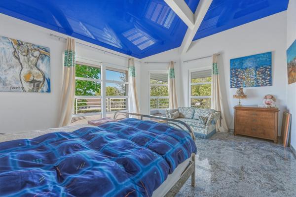 Vente Maison de luxe Chevry 8 Pièces 300 m²