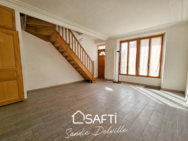 COUPVRAY 3 PIECES - 75M² - 2 CH ET 1 BUREAU