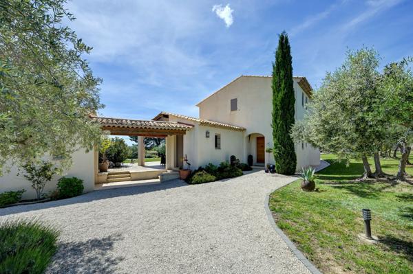 Vente Maison de luxe Éguilles 8 Pièces 230 m²