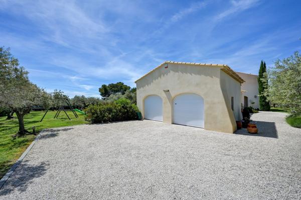 Vente Maison de luxe Éguilles 8 Pièces 230 m²