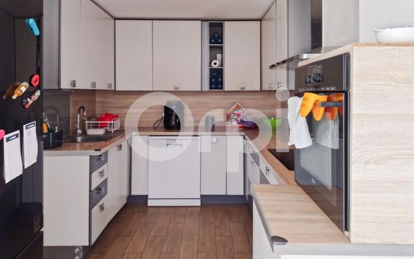 Maison à vendre    5 pièces • 138 m2 Le Plessis-Belleville