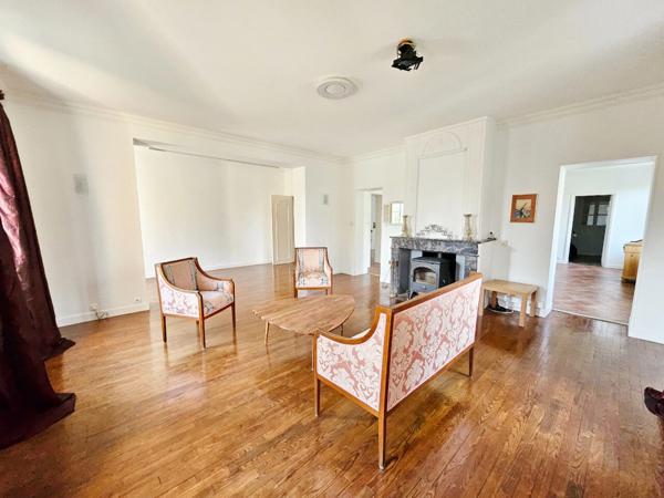 Aussonne 5 pièce(s) 220 m2 - Dans une maison de Maitre