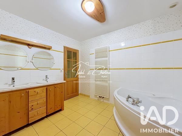 Maison à vendre 8 pièces 227 m² Ville-sur-Illon